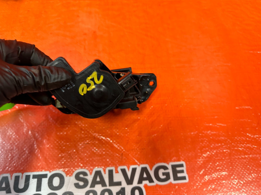 00 05 TOYOTA CELICA   TRUNK RELEASE LOCK LATCH ACTUATOR   OEM FACTORY #2507