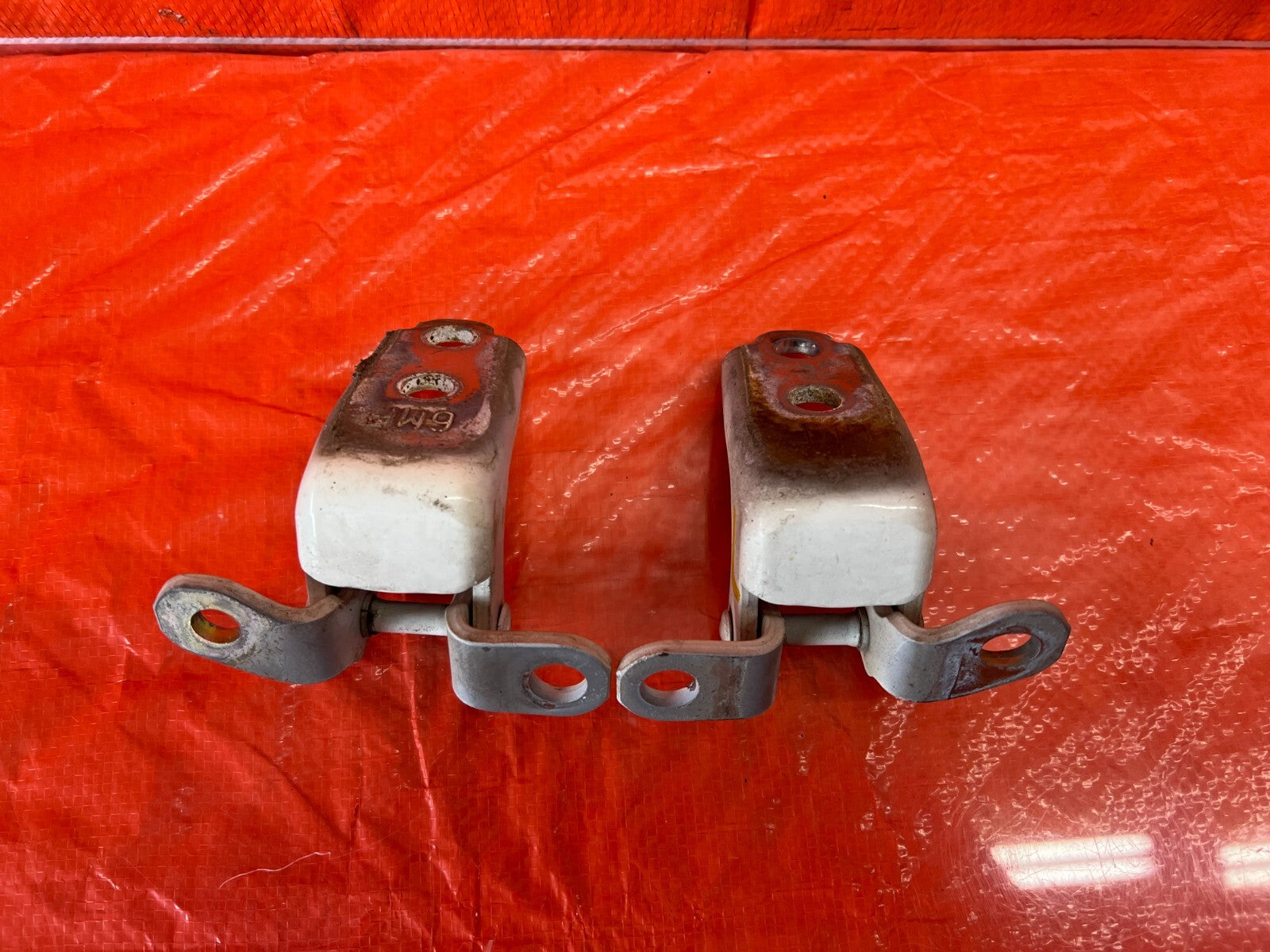 02 06 ACURA RSX   DRIVER LEFT FRONT DOOR HINGE SET UPPER LOWER   OEM #1338
