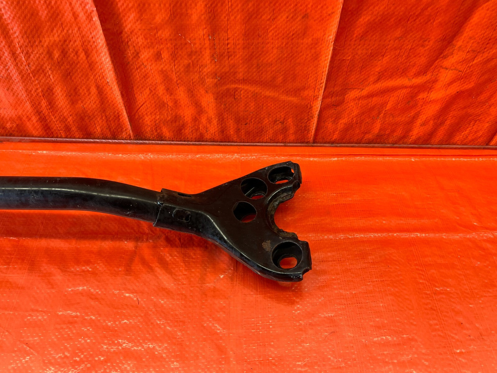 09 14 ACURA TSX 2.4L   FRONT STRUT SHOCK TOWER REINFORCEMENT BAR   OEM #1584