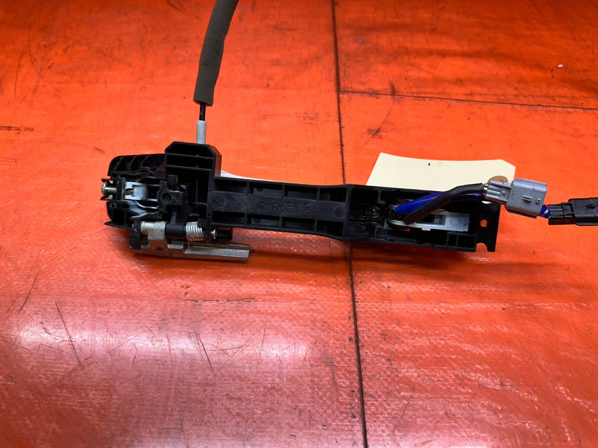 2016-2020 INFINITI Q60 COUPE PASSENGER RIGHT EXTERIOR DOOR HANDLE OEM #20Q608