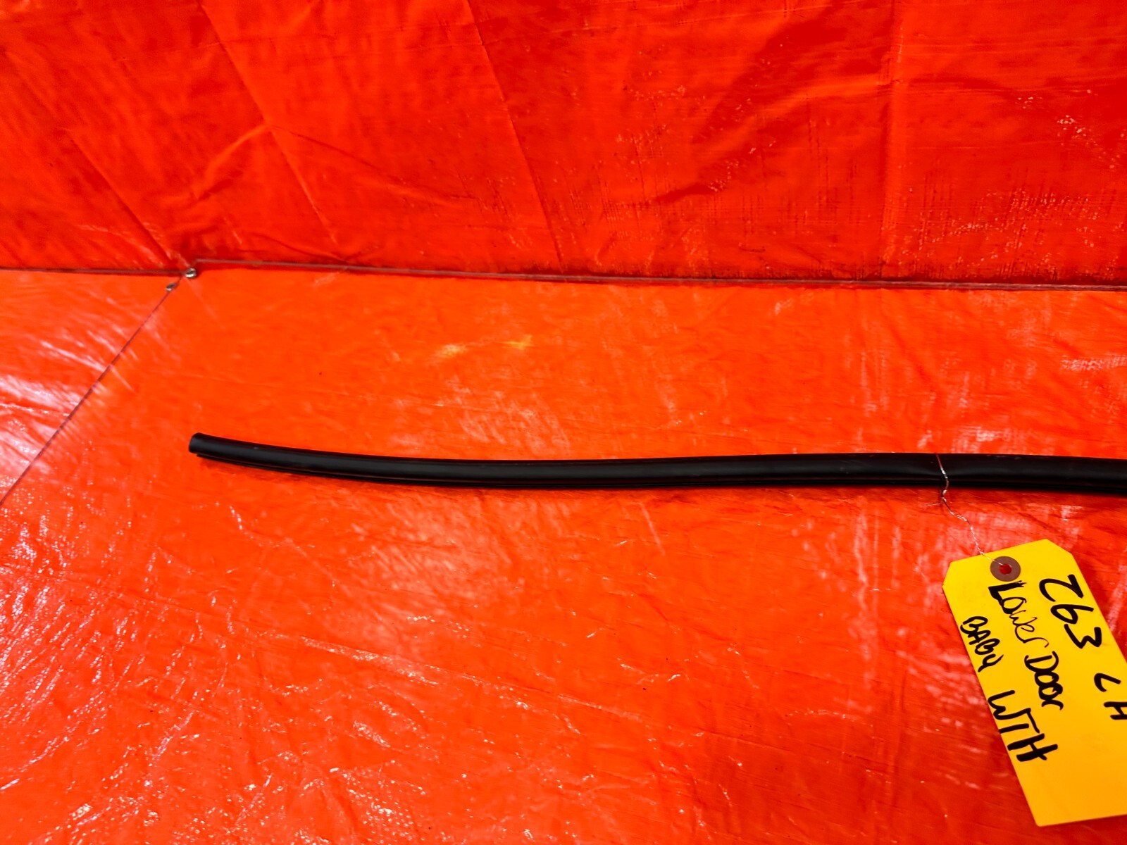 97 01 HONDA PRELUDE   DRIVER LEFT LOWER DOOR WEATHER STRIP SEAL   OEM #2636