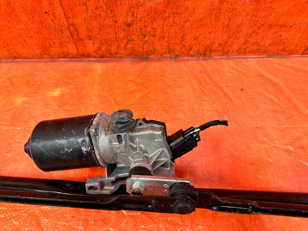 10 16 HYUNDAI GENESIS COUPE WINDSHIELD WIPER MOTOR W/ LINKAGE COMPLETE OEM 3259