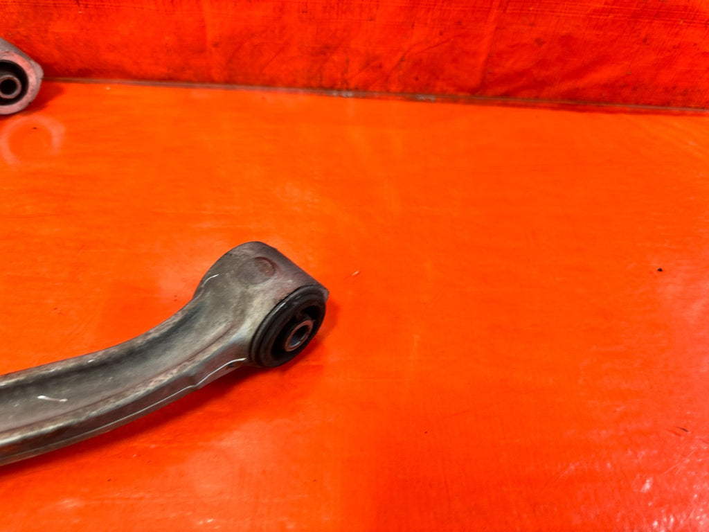 08 15 INFINITI G37 & Q60 2D   RWD ONLY   LEFT FRONT UPPER CONTROL ARM   OEM 3206