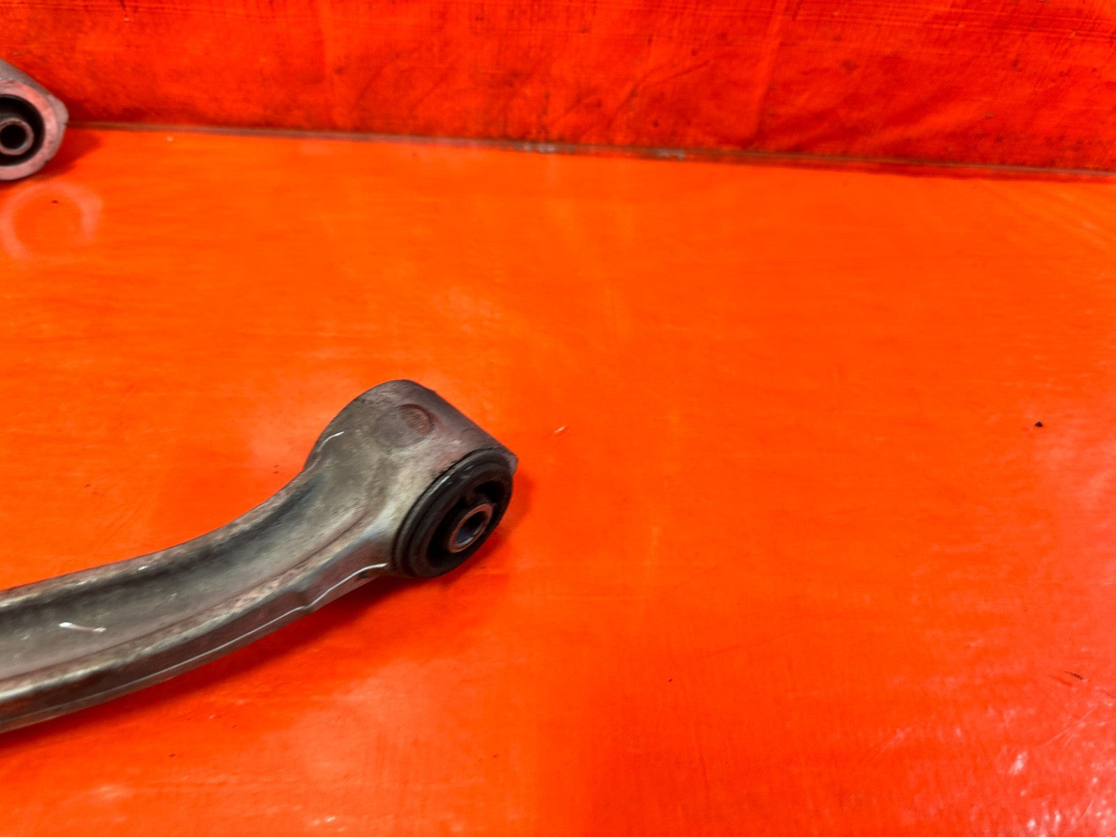 08 15 INFINITI G37 & Q60 2D   RWD ONLY   LEFT FRONT UPPER CONTROL ARM   OEM 3206
