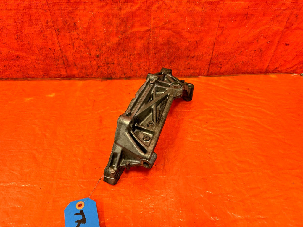 97 01 HONDA PRELUDE   H22 5 SPEED ALUMINUM MANUAL LOWER TRANSMISISON BRACKET 3235