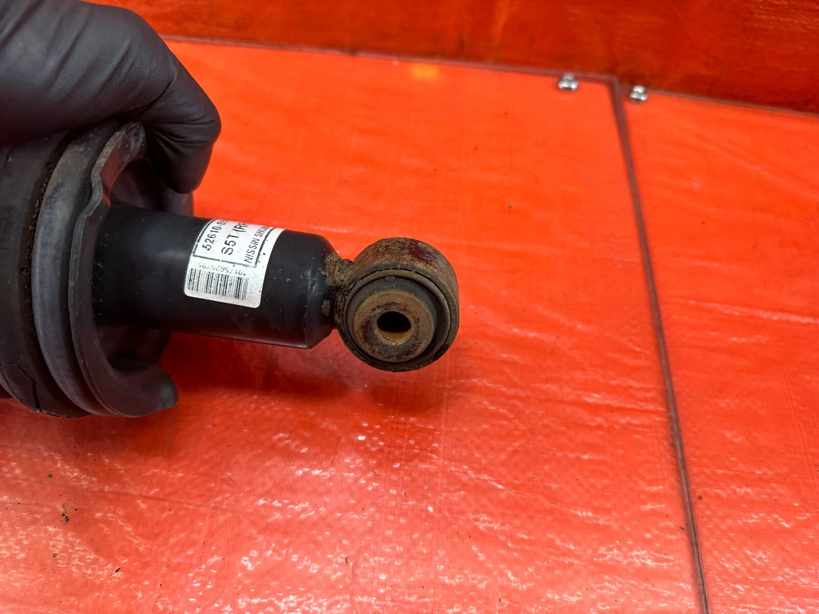 04 05 HONDA CIVIC SI EP3 HATCHBACK   RIGHT REAR SHOCK AND SPRING STRUT OEM #2303