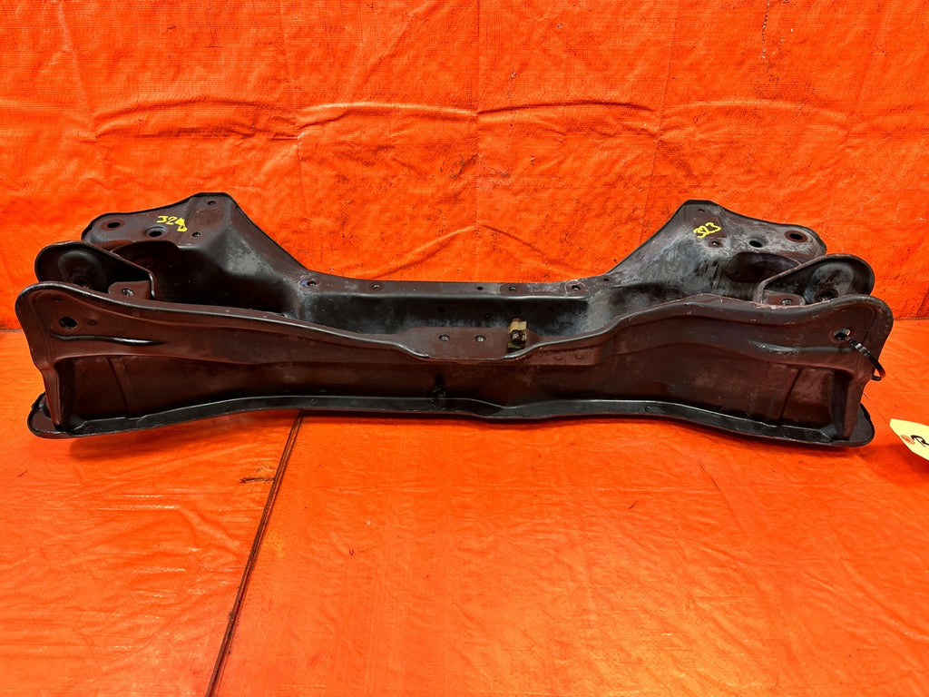 97 01 HONDA PRELUDE   FRONT SUBFRAME CROSSMEMBER K FRAME ENGINE CRADLE OEM 32312