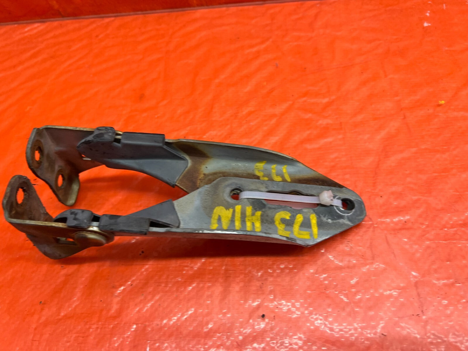 96 00 HONDA CIVIC   HOOD HINGE SET   DRIVER LEFT PASEENGER RIGHT   OEM   #1735