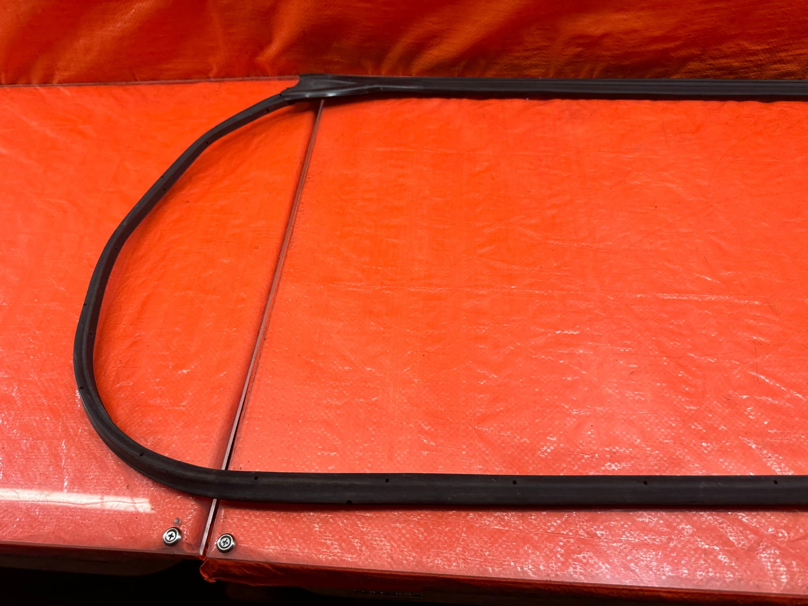 04 08 ACURA TSX   PASSENGER RIGHT FRONT   WEATHER STRIP TRIM SEAL GASKET OEM 19613