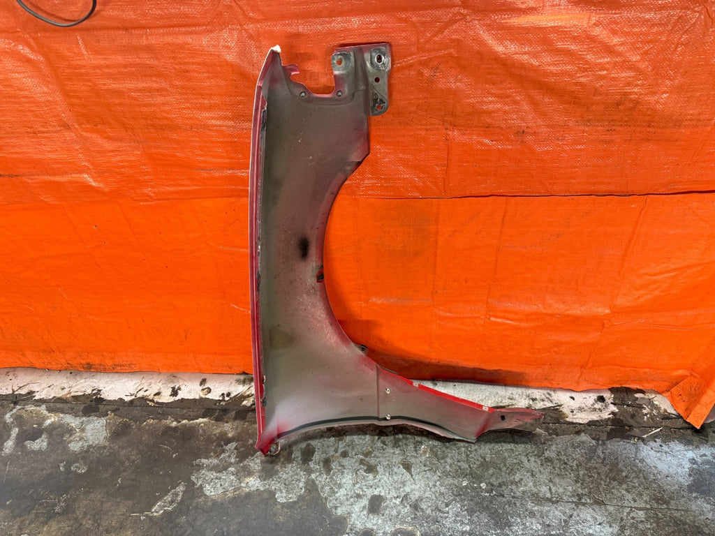 90 91 HONDA CIVIC HATCHBACK   FENDER   DRIVER LEFT SIDE FENDER   OEM 3256