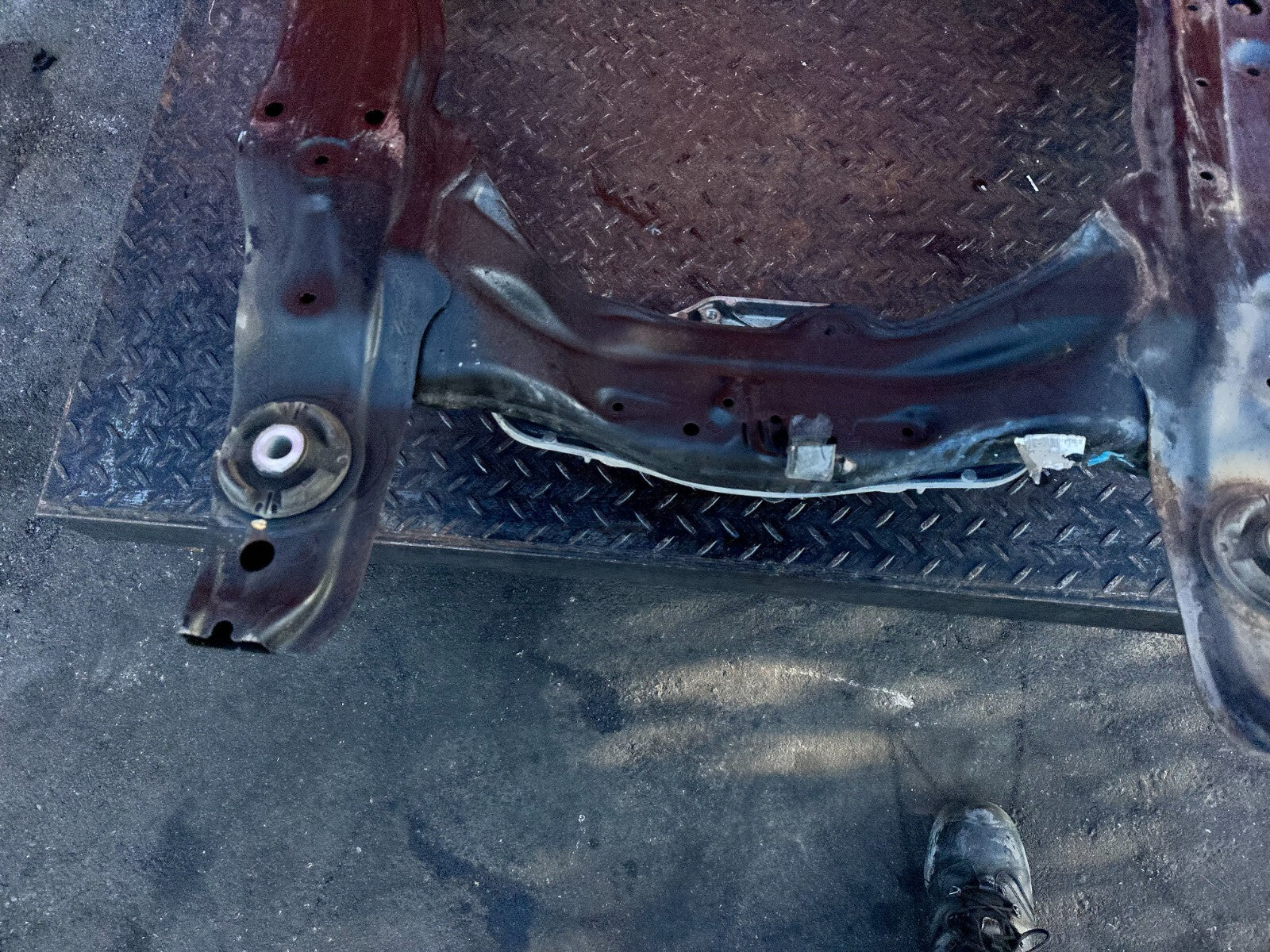 09 14 ACURA TSX 2.4L   FRONT SUBFRAME CROSSMEMBER K FRAME   OEM FACTORY #27914