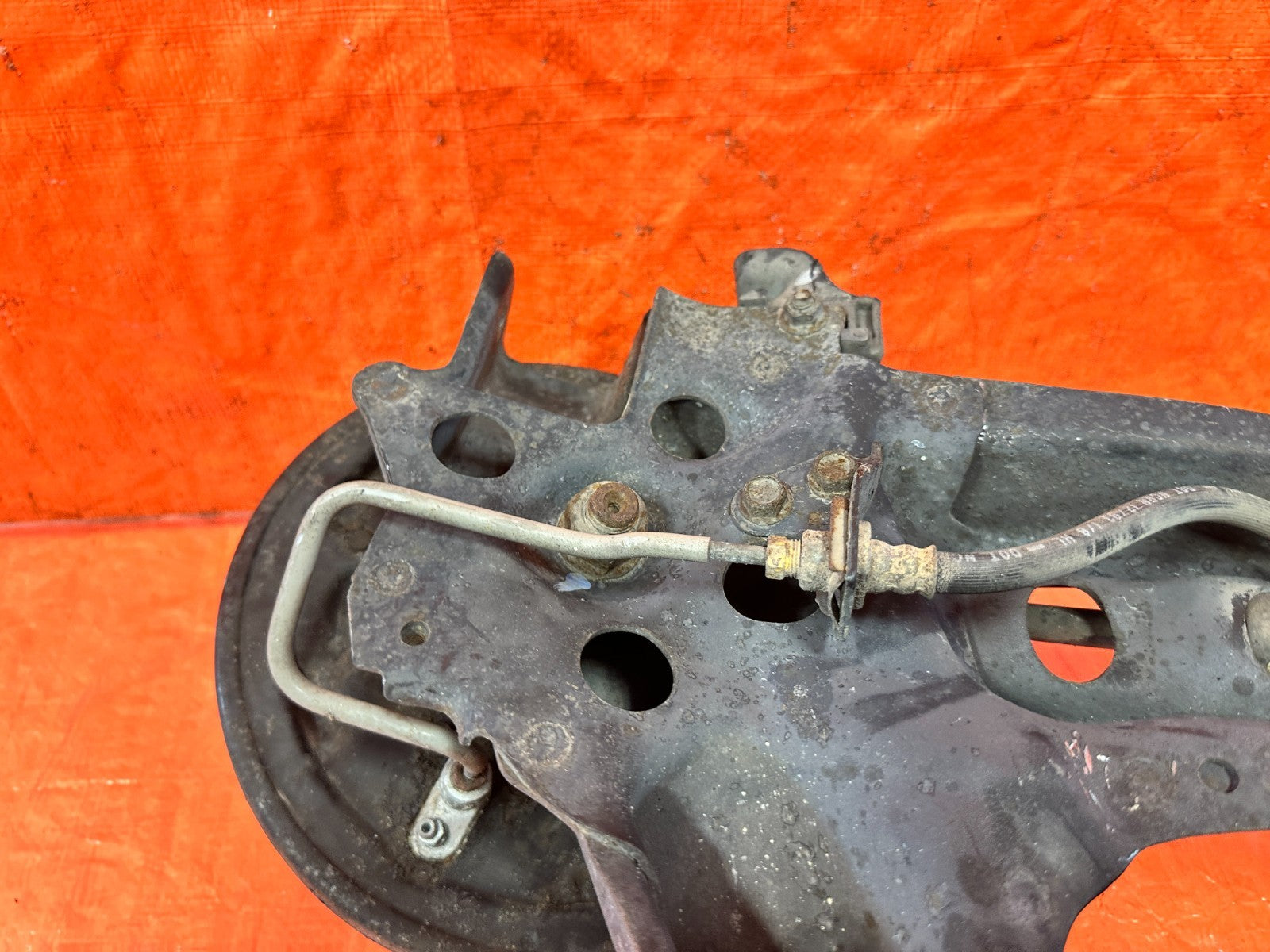 92 95 HONDA CIVIC   PASSENGER RIGHT REAR TRAILING ARM LOWER ARM   OEM 32711
