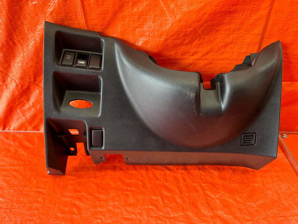 08 15 INFINITI G37 Q60 COUPE   KNEE TRIM UNDER STEERING COLUMN LOWER COVER   1906