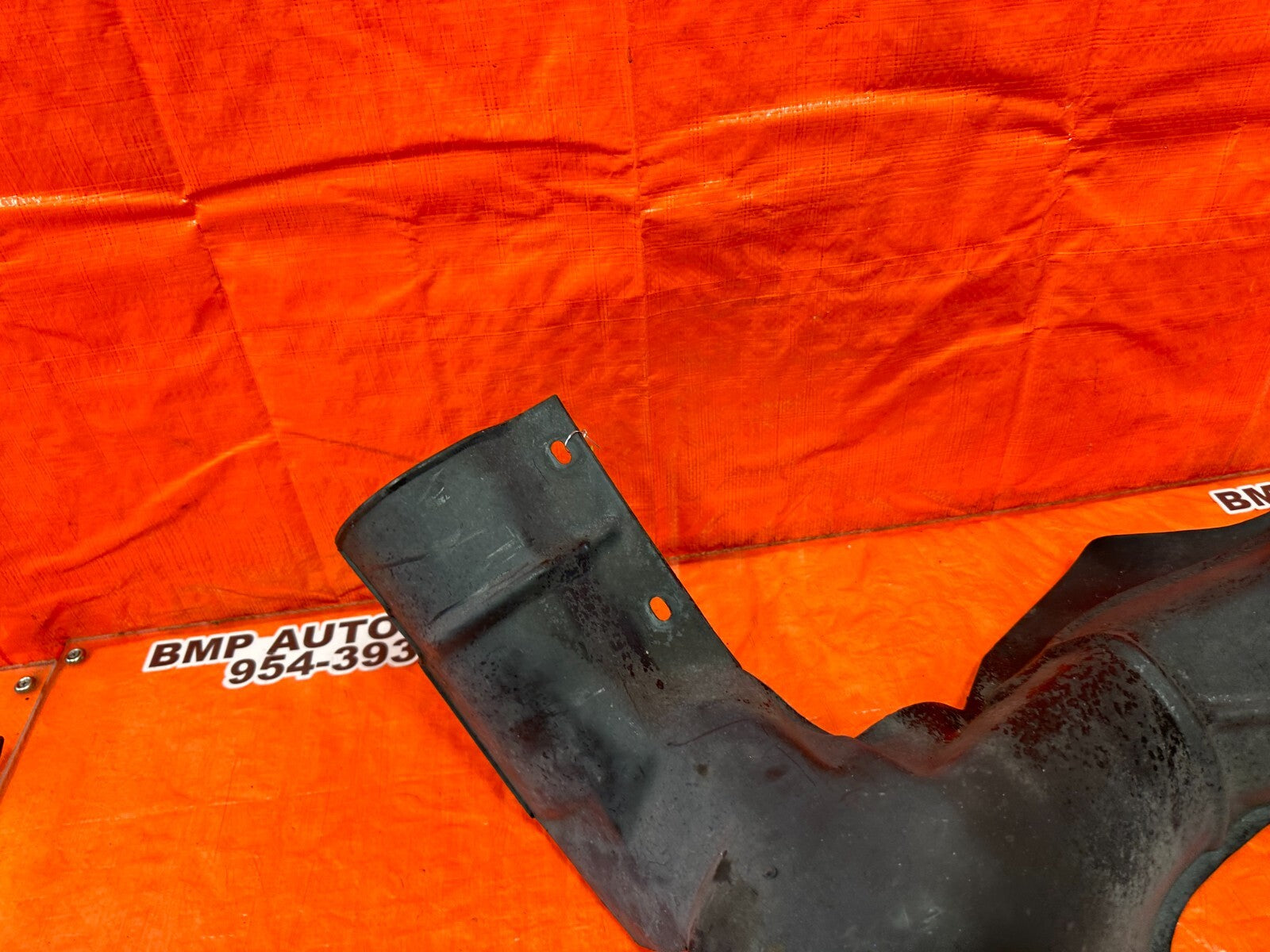 97 98 HONDA PRELUDE   FUEL TANK FILLER NECK SPLASH SHIELD PLASTIC TRIM OEM 2597