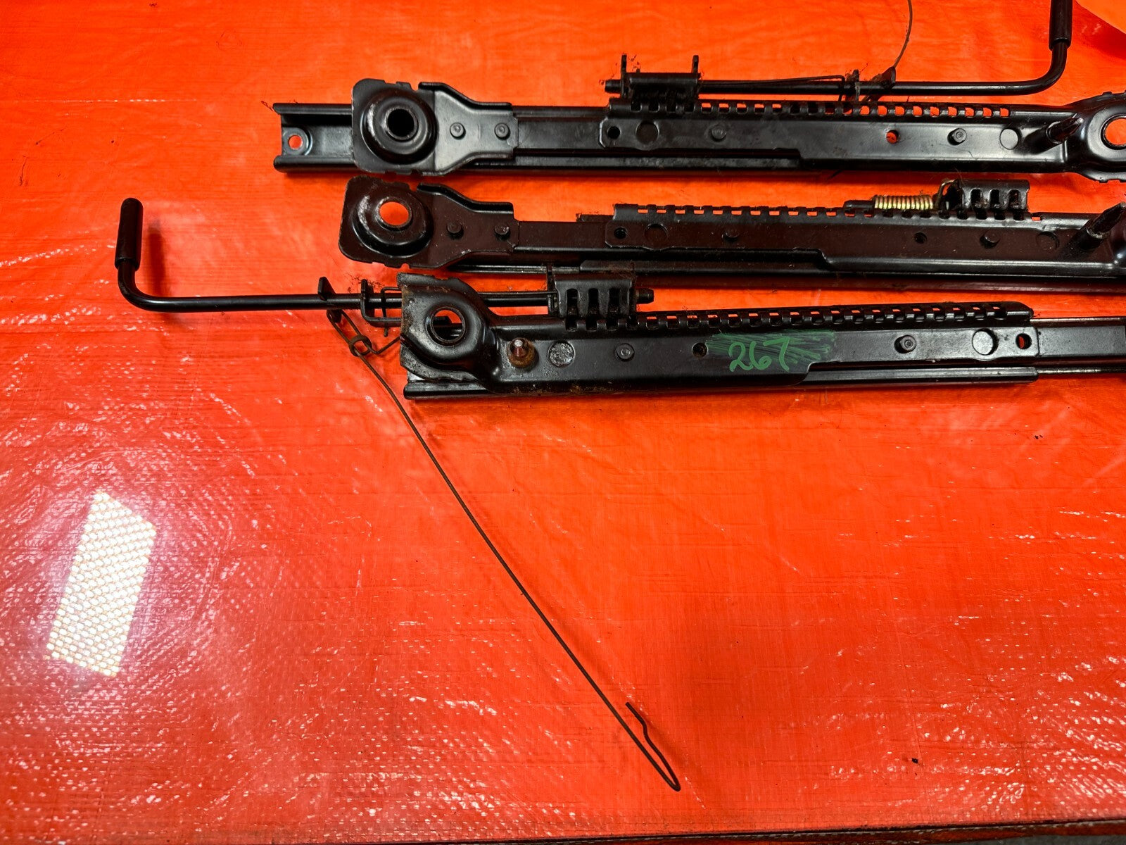 1993 93 MAZDA MX 5 MIATA   SEAT RAIL SET   LEFT & RIGHT RAILS SLIDERS BRACKETS  10