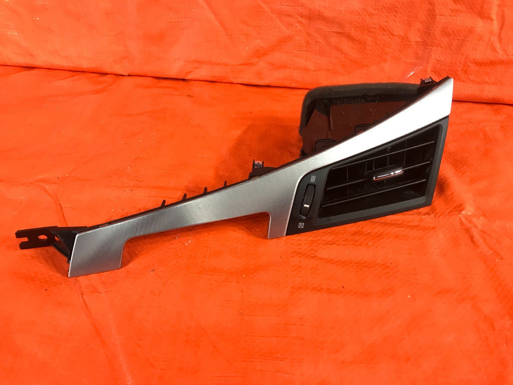 OEM 2017 17 INFINITI Q60 AWD 3.0L TT   PASSENGER RIGHT DASH BOARD AC VENT0