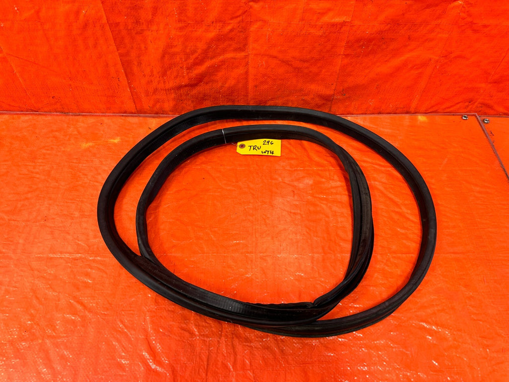 14 20 INFINITI Q50   REAR TRUNK WEATHER STRIP GASKET SEAL   OEM #2960
