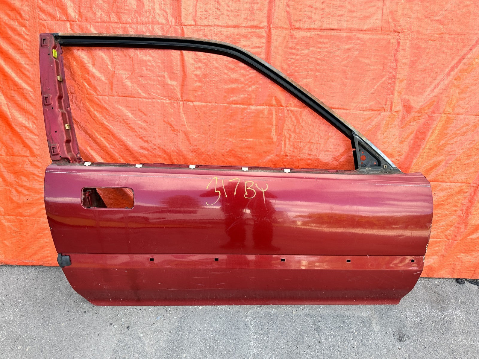 90 91 HONDA CIVIC HATCHBACK   RIGHT DOOR SHELL SKELETON FRAME   OEM 3170