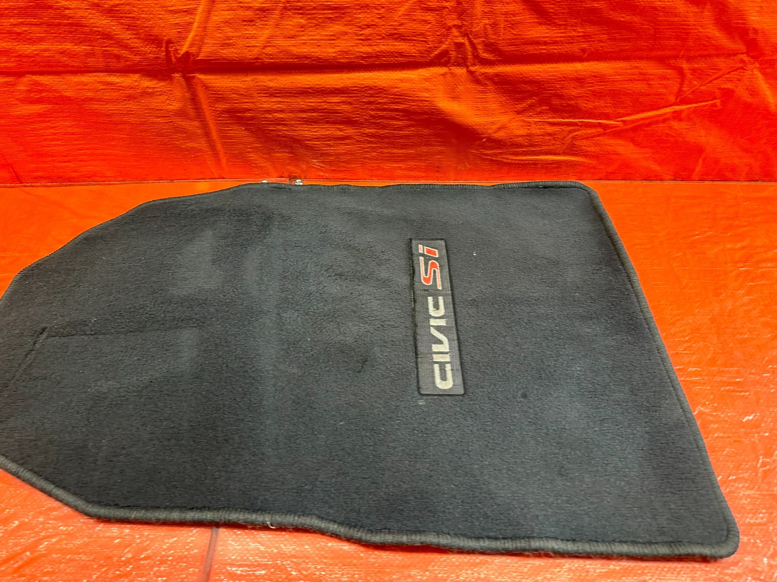 02 05 HONDA CIVIC SI EP3 HATCHBACK PASSENGER RIGHT FLOOR MAT RUG CARPET OEM #2137