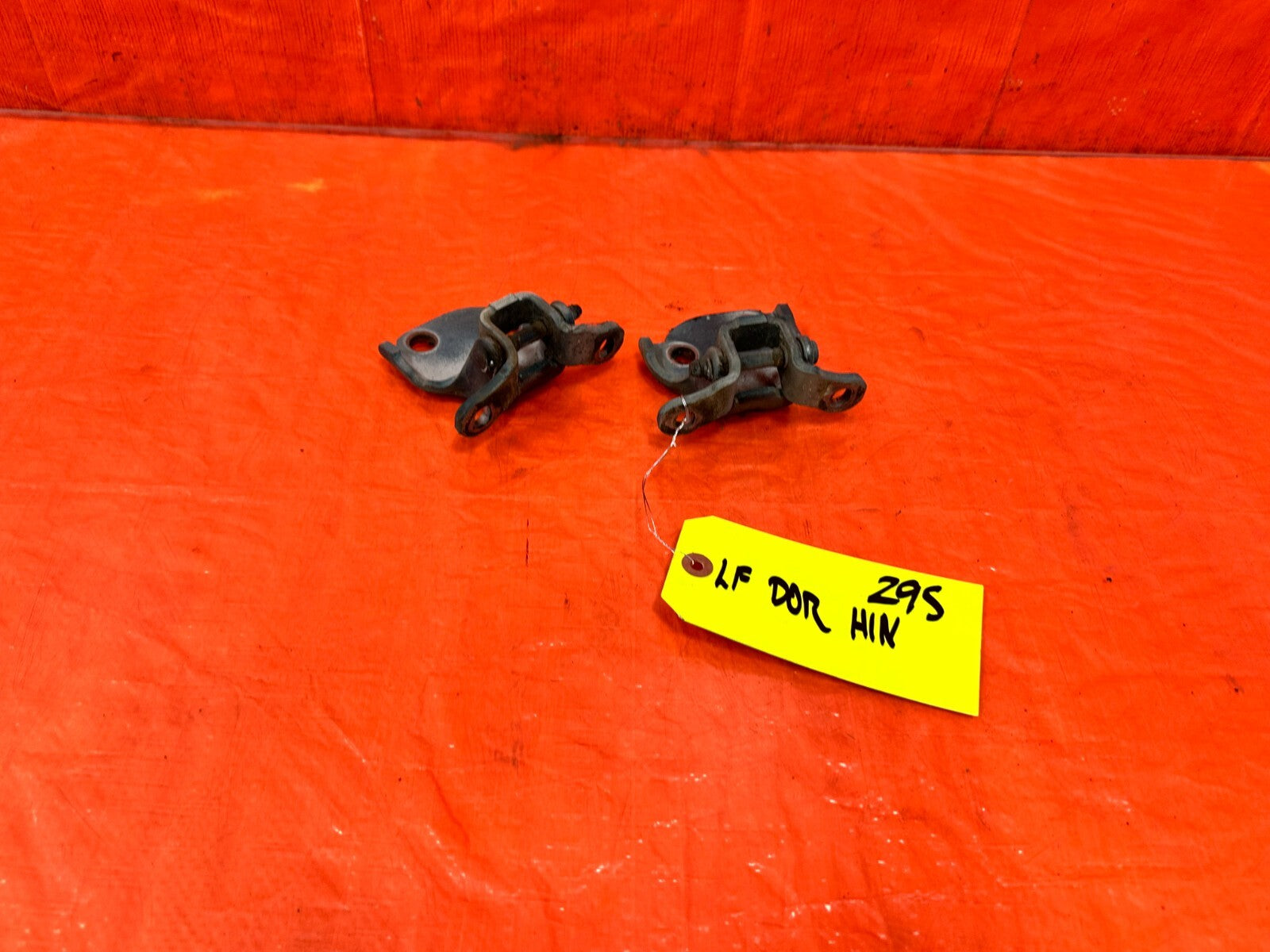 93 97 HONDA DEL SOL   DRIVER LEFT FRONT DOOR HINGE SET UPPER LOWER   OEM 2950