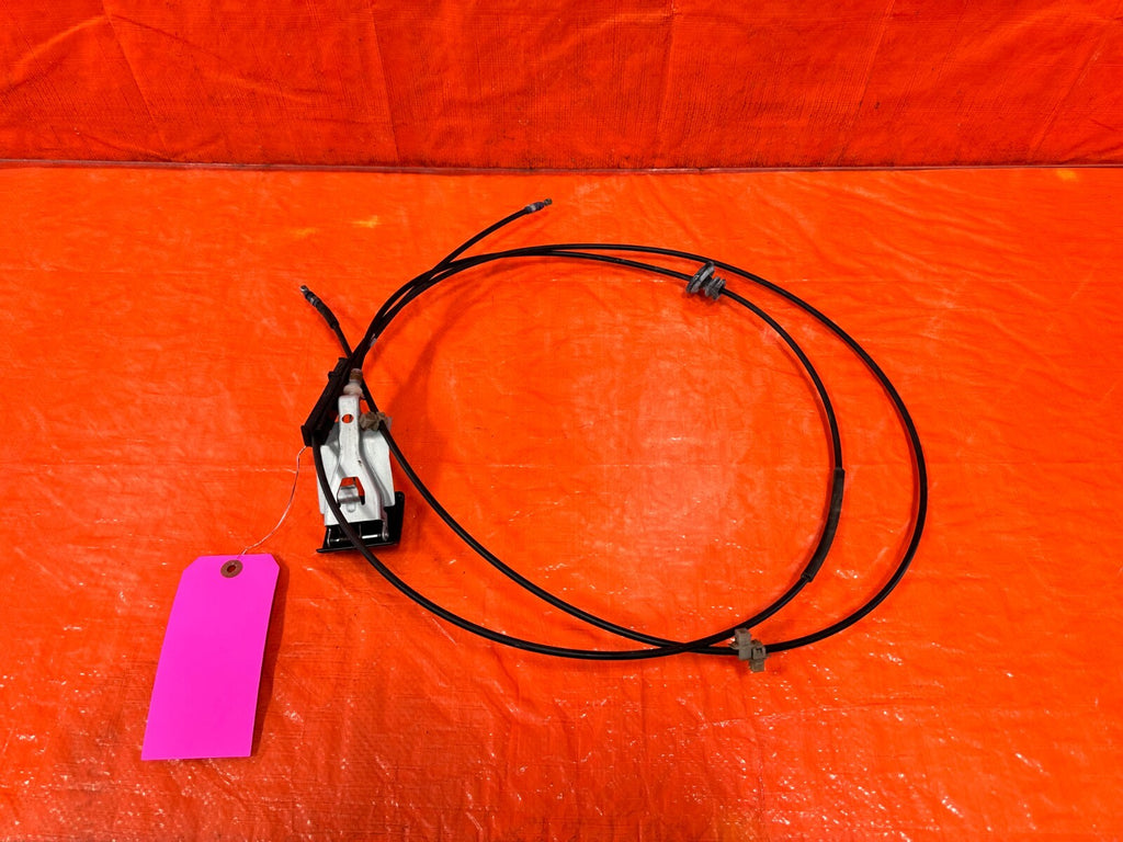 08 15 INFINITI G37 COUPE & CONVERTIBLE   HOOD RELEASE WIRE CABLE   OEM 2789