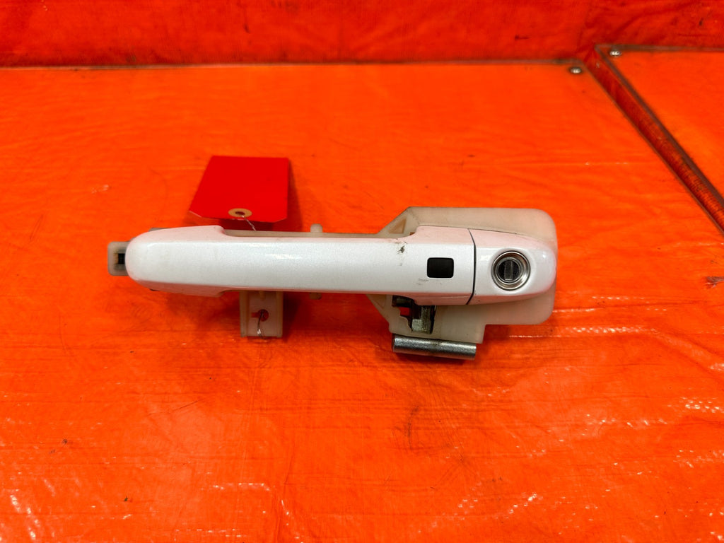 14 16 HYUNDAI GENESIS COUPE   LEFT EXTERIOR DOOR HANDLE   W/ SMART KEY   OEM 3020