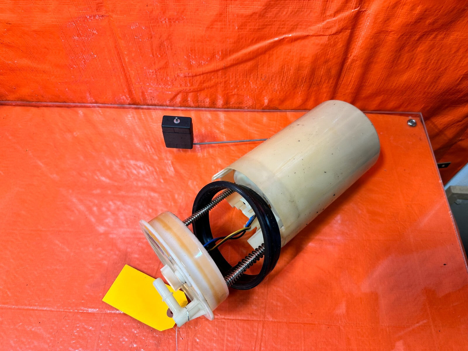 04 08 ACURA TSX   K24A2 GASOLINE GAS FUEL PUMP SENDING UNIT W/ HOUSING OEM #2915