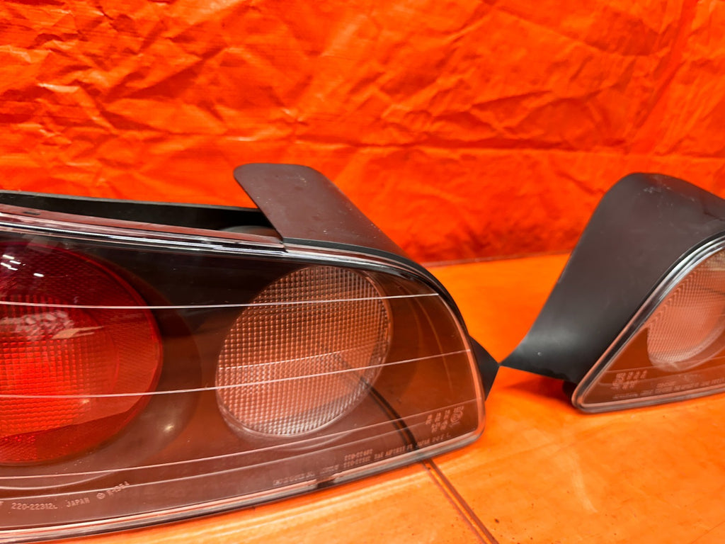 00 03 HONDA S2000 AP1 2.0L REAR TAIL LIGHTS LAMPS LEFT RIGHT SET OEM #33717