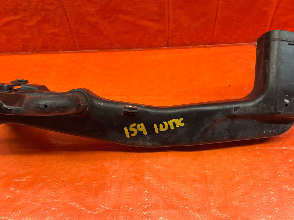 90 91 ACURA INTEGRA   AIRFLOW INTAKE ARM TUBE ELBOW   OEM FACTORY #1548