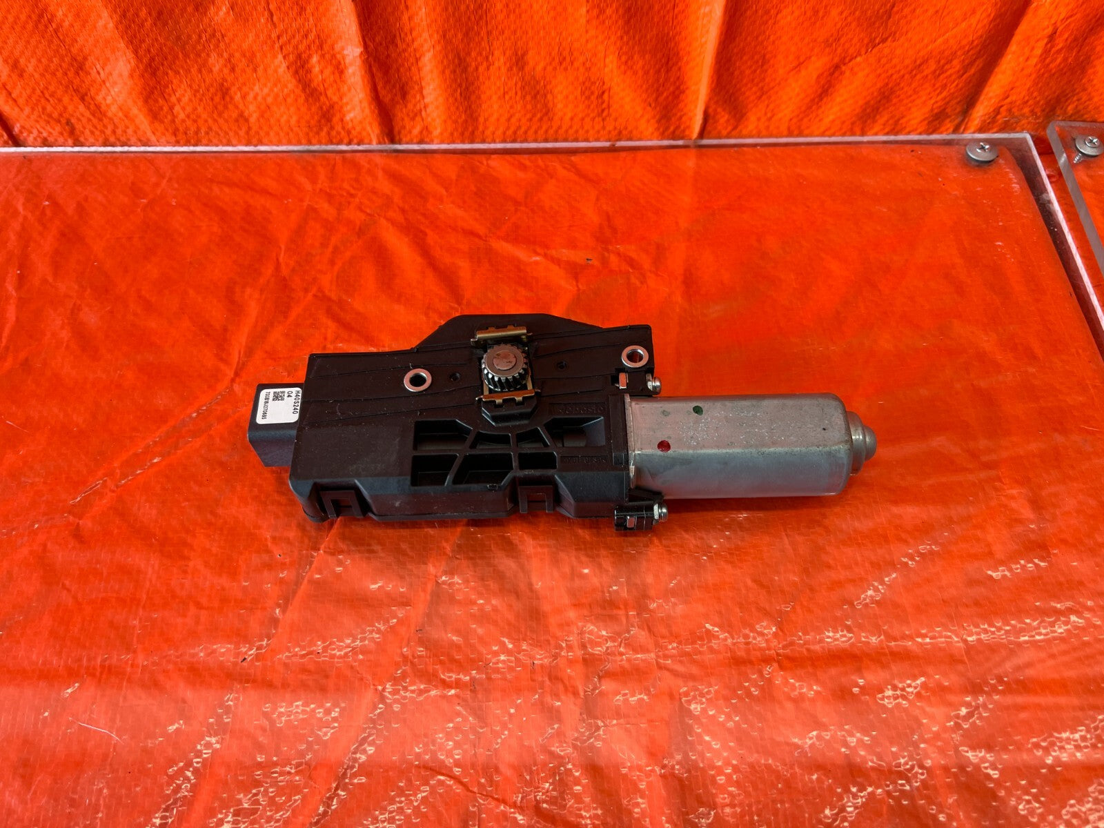 14 20 INFINITI Q50   SUNROOF MOONROOF SLIDING ROOF   MOTOR   OEM FACTORY OE #1135
