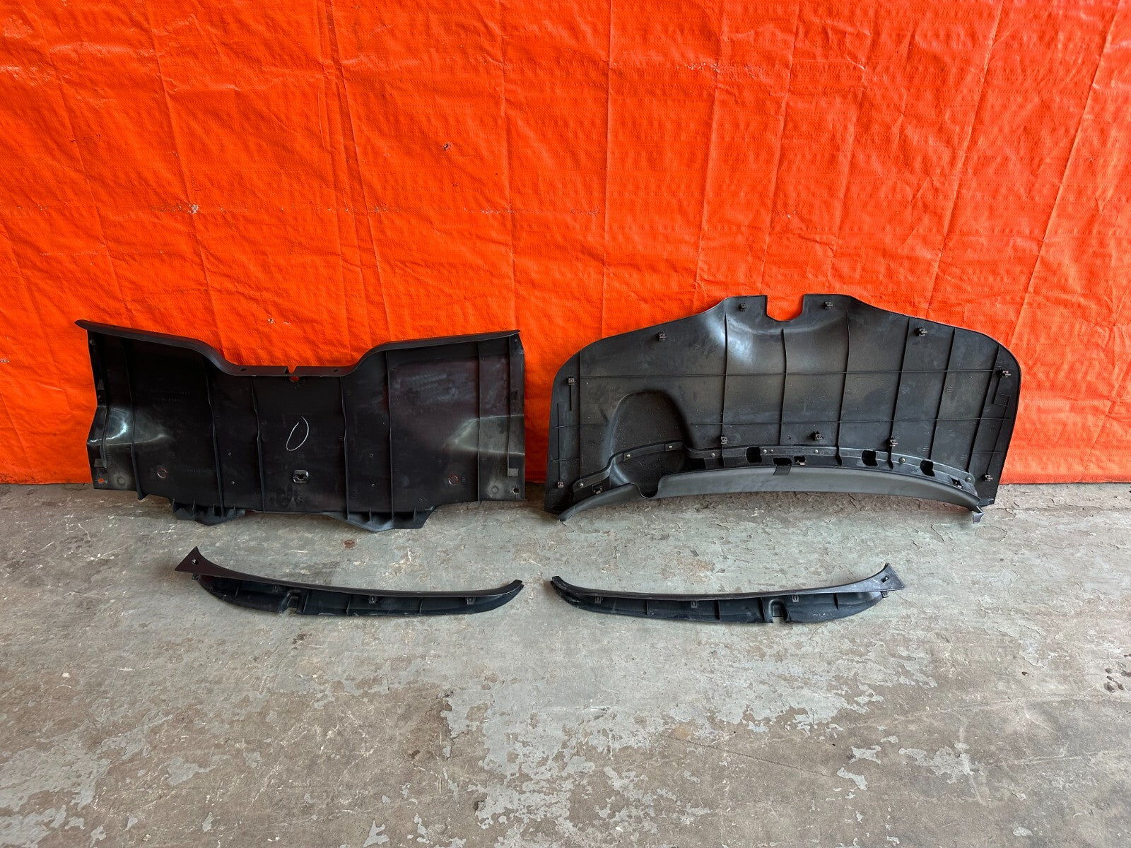 94 01 ACURA INTEGRA 2 DOOR   REAR HATCHBACK HATCH PLASTIC TRIM LINING OEM #22613