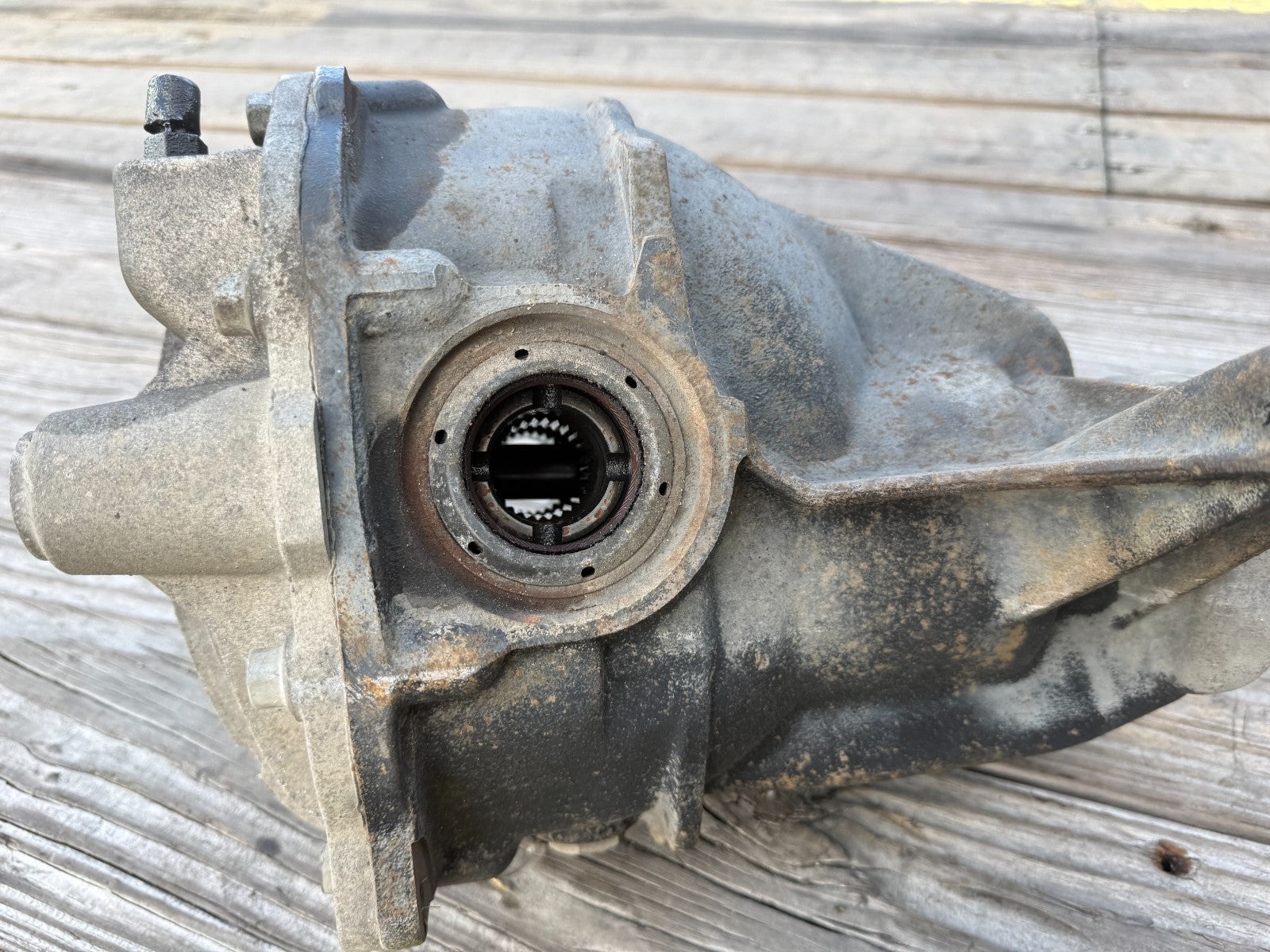 13 16 HYUNDAI GENESIS COUPE   DIFFERENTIAL CARRIER PUMPKIN  AUTO NON LSD OEM 3185