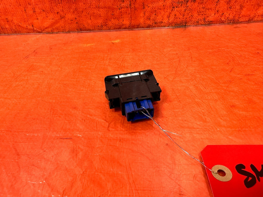 92 95 HONDA CIVIC   2D COUPE   DEFROST SWITCH BUTTON   OEM #3273