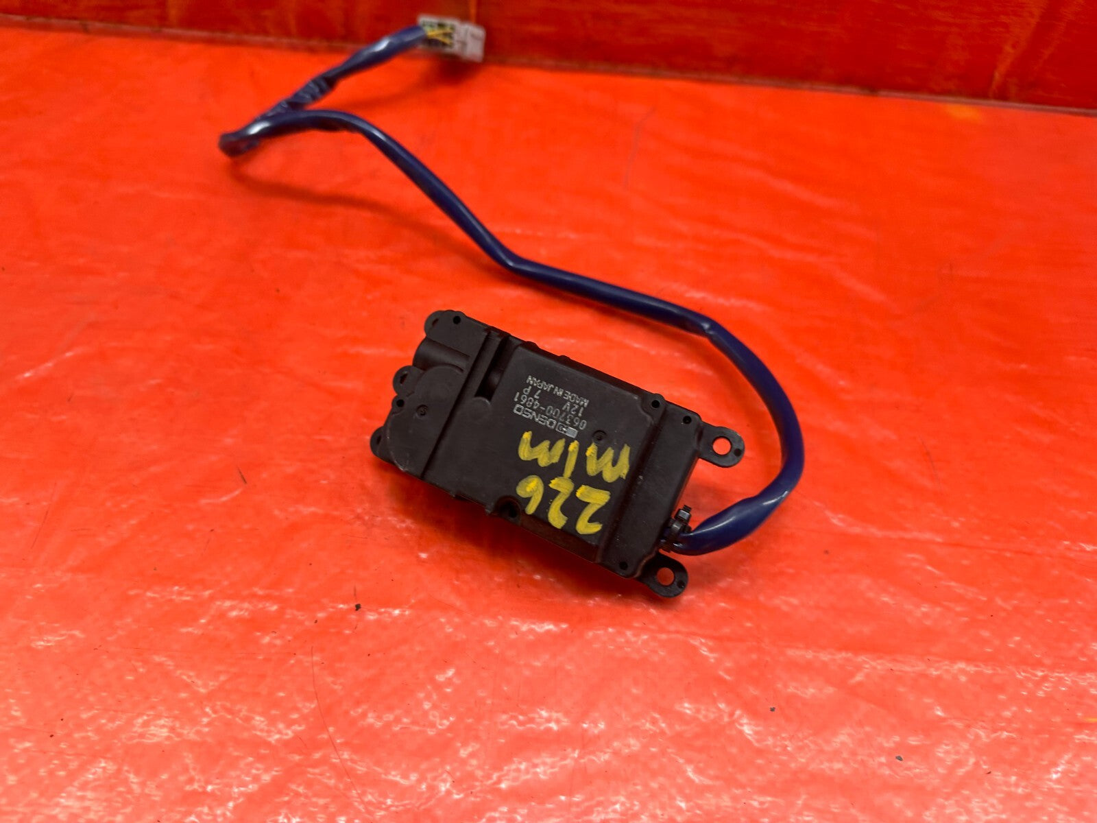 94 01 ACURA INTEGRA   HEATER TEMPERATURE CONTROL ACTUATOR   063700 4861 OEM #2262