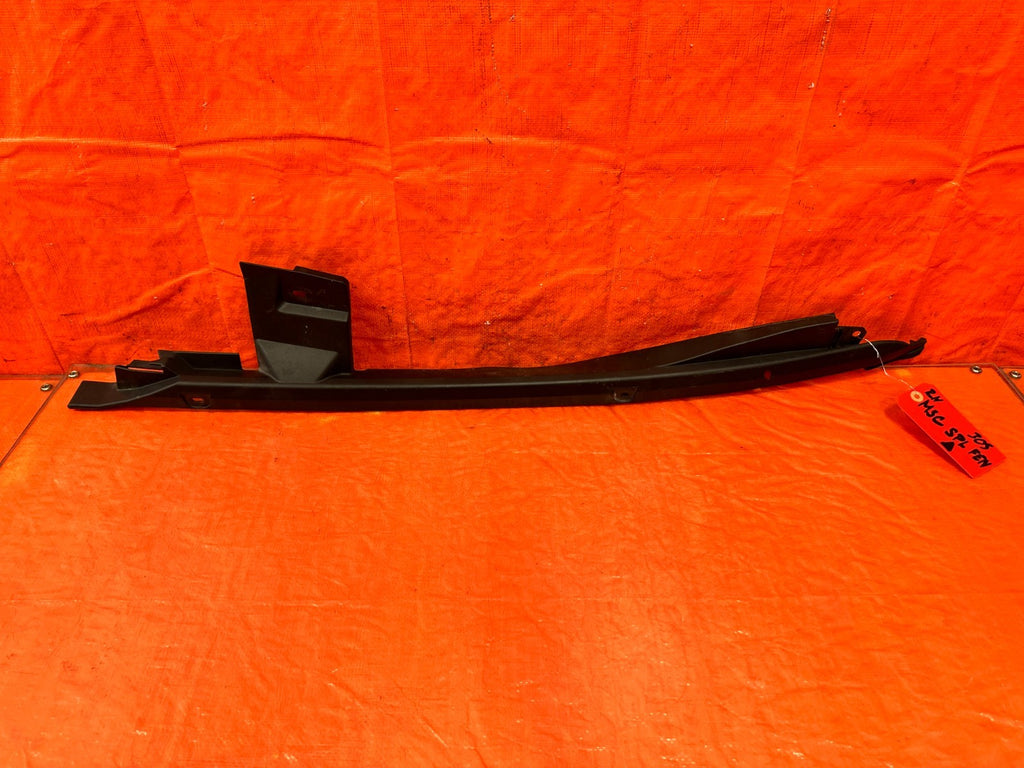 09 14 ACURA TSX   PASSENGER RIGHT UPPER FENDER ENGINE BAY TRIM PLATIC   OEM #3050