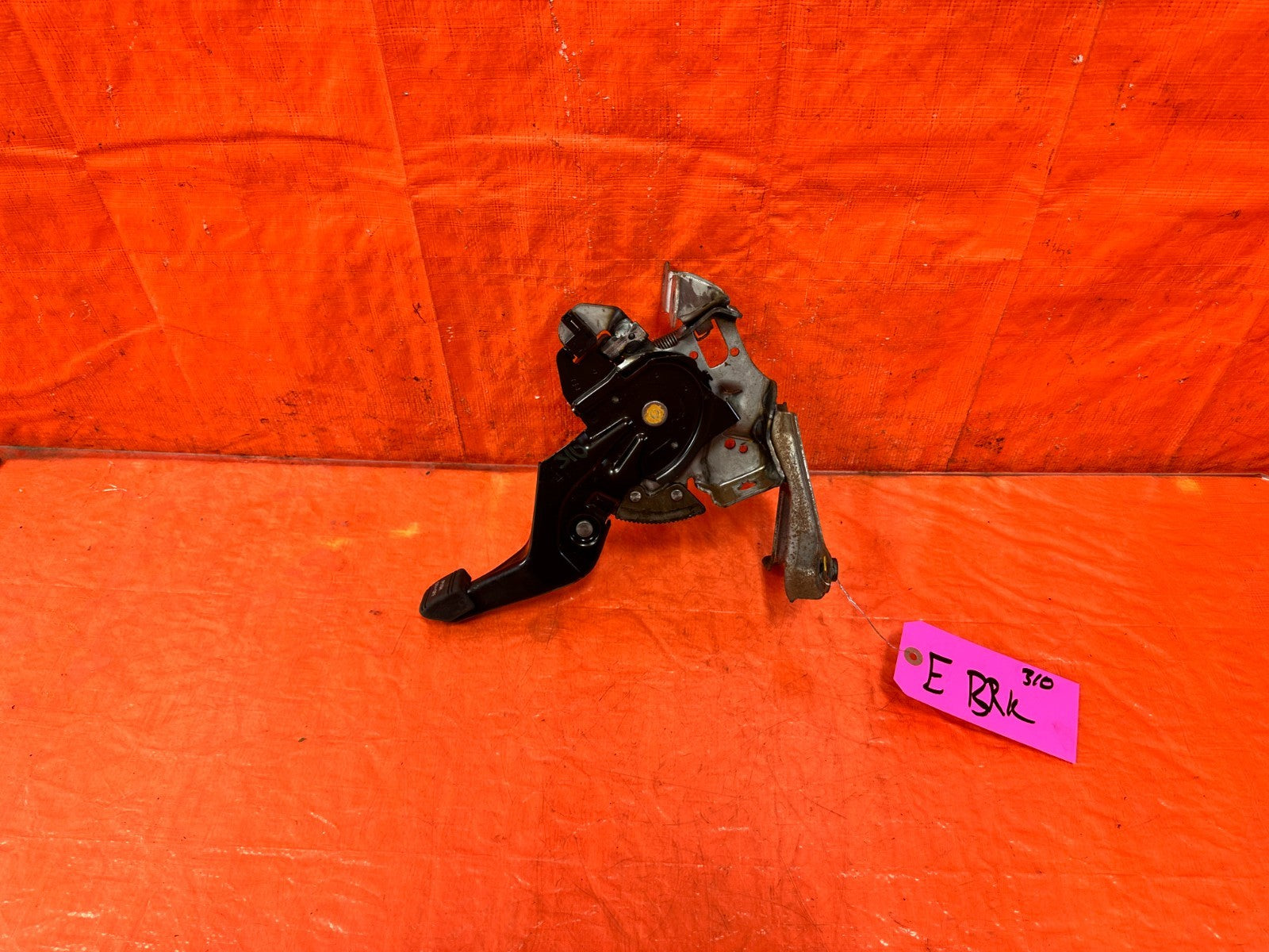 08 15 INFINITI G37 COUPE & CONVERTIBLE   PARKING BRAKE LEVER AUTO TRANS  OEM 3100