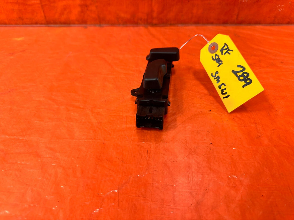 17 20 INFINITI Q60   PASSENHER RIGHT FRONT   SEAT CONTROL SWITCH   OEM #2892