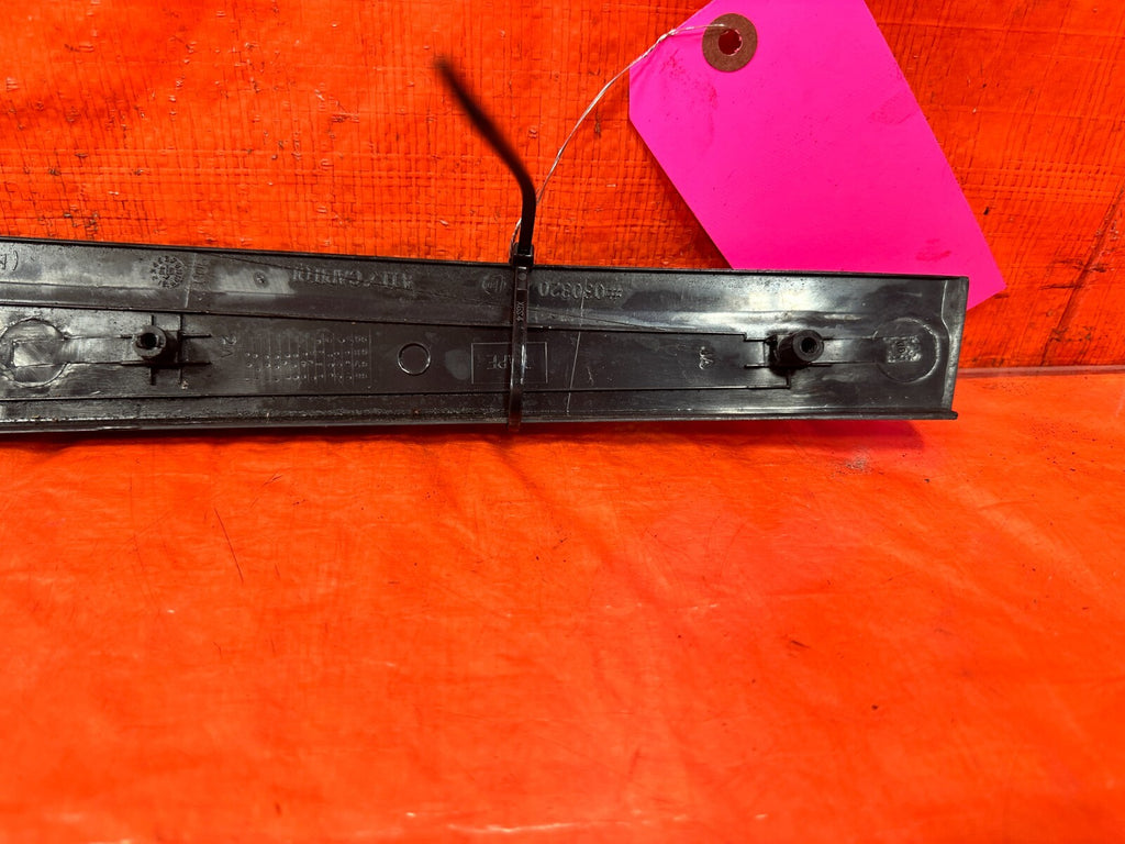 96 00 HONDA CIVIC   SEDAN   DRIVER LEFT REAR DOOR SASH TRIM MOLDING   OEM 2976