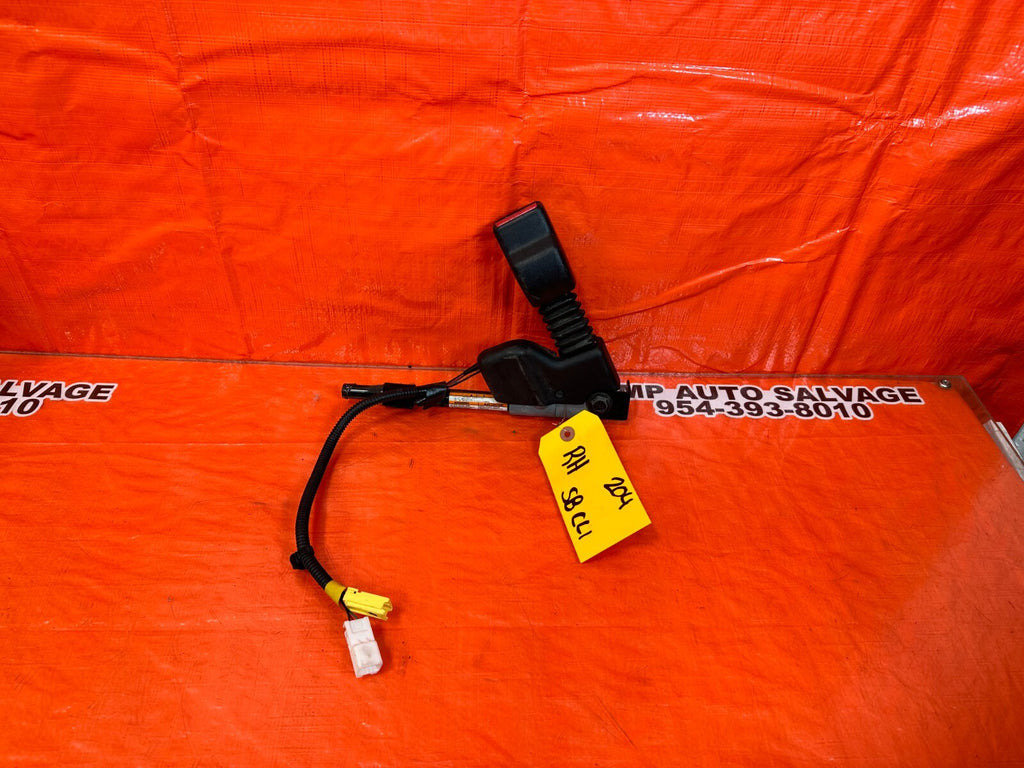 06 11 CIVIC 2D COUPE SI SEAT BELT BUCKLE CLIP   PASSEBGER RIGHT FRONT   OEM #2040