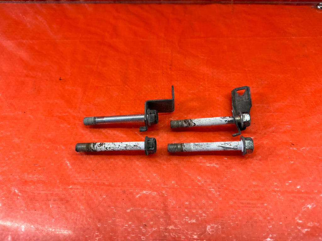 08 15 LANCER EVOLUTION X EVO 10   4B11T THROTTLE BODY BOLTS HARDWARE OEM #2140