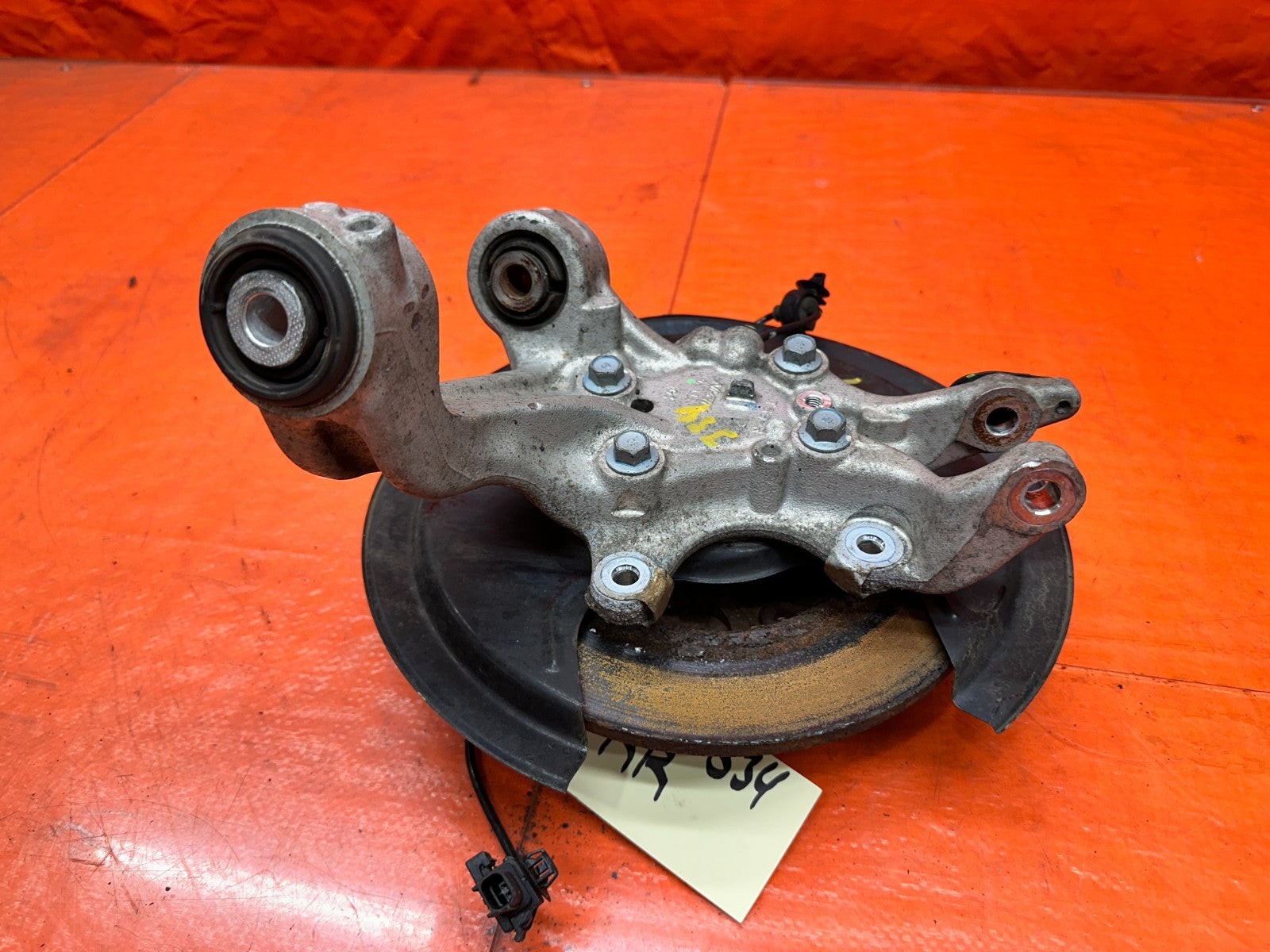 13 15 HONDA CIVIC SI 4D 2.4L RIGHT PASSENGER REAR SPINDLE KNUCKLE HUB OEM #3347