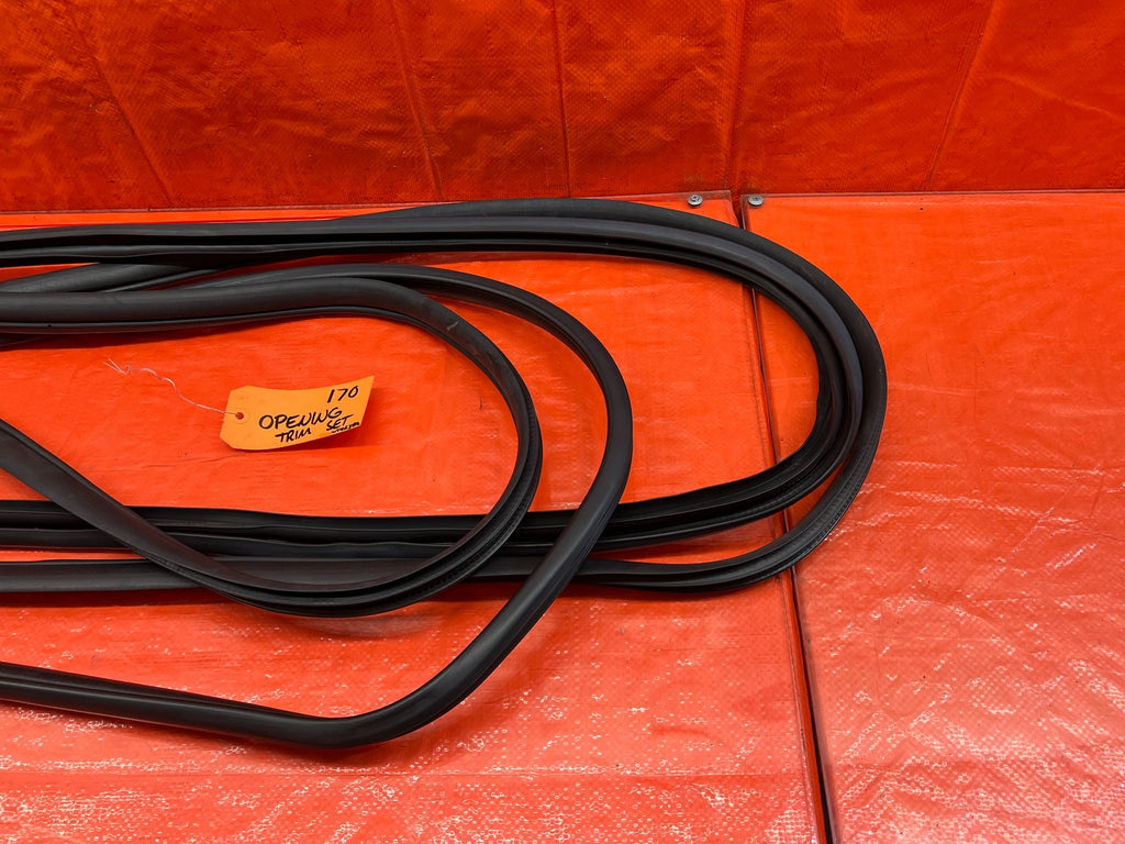 12 21 SUBARU WRX & STI SEDAN  DOOR TO CHASSIS WEATHER STRIP GASKET SET ALL 4 OEM4