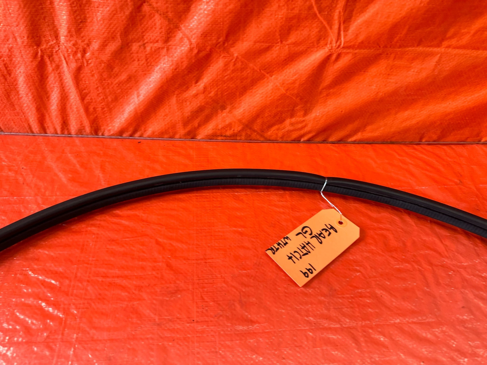 92 95 HONDA CIVIC HATCHBACK   REAR HATCH STEP GATE WEATHER STRIP   OEM #1995