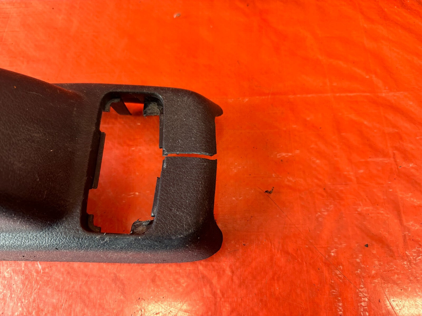 88 91 HONDA CRX   ARM REST DELETE PARKING BRAKE TRIM   BLUE COLOR   OEM #2433