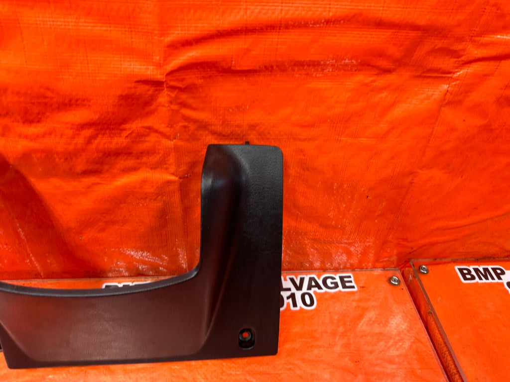 93 97 HONDA DEL SOL   KNEE TRIM UNDER STEERING COLUMN LOWER COVER   OEM #2561