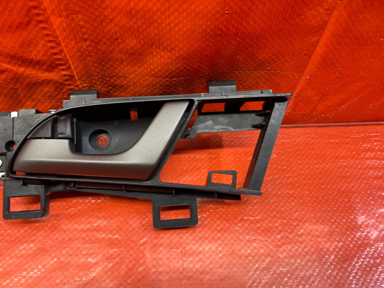 09 10 ACURA TSX   DRIVER LEFT FRONT INTERIOR DOOR HANDLE   OEM FACTORY #1585