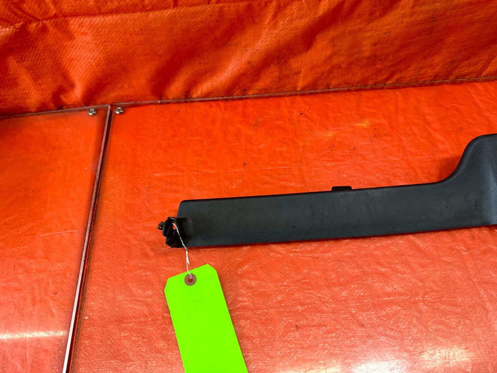 1989 89 HONDA CRX DX   ALLREAR HATCHBACK TAILGATE TRIM PLASTIC LINING   OEM #2433