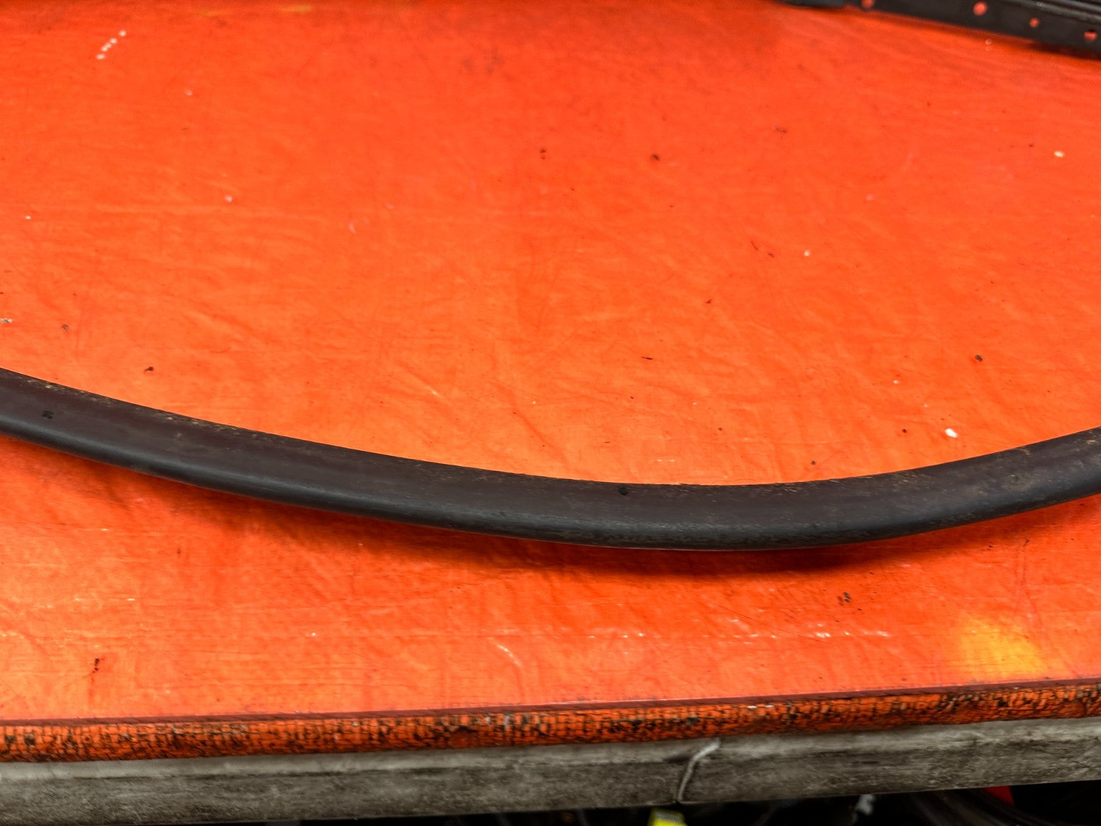 INFINITI G37 CONVERTIBLE REAR CONVERTIBLE TOP WEATHER STRIP RUBBER GASKET 310 16