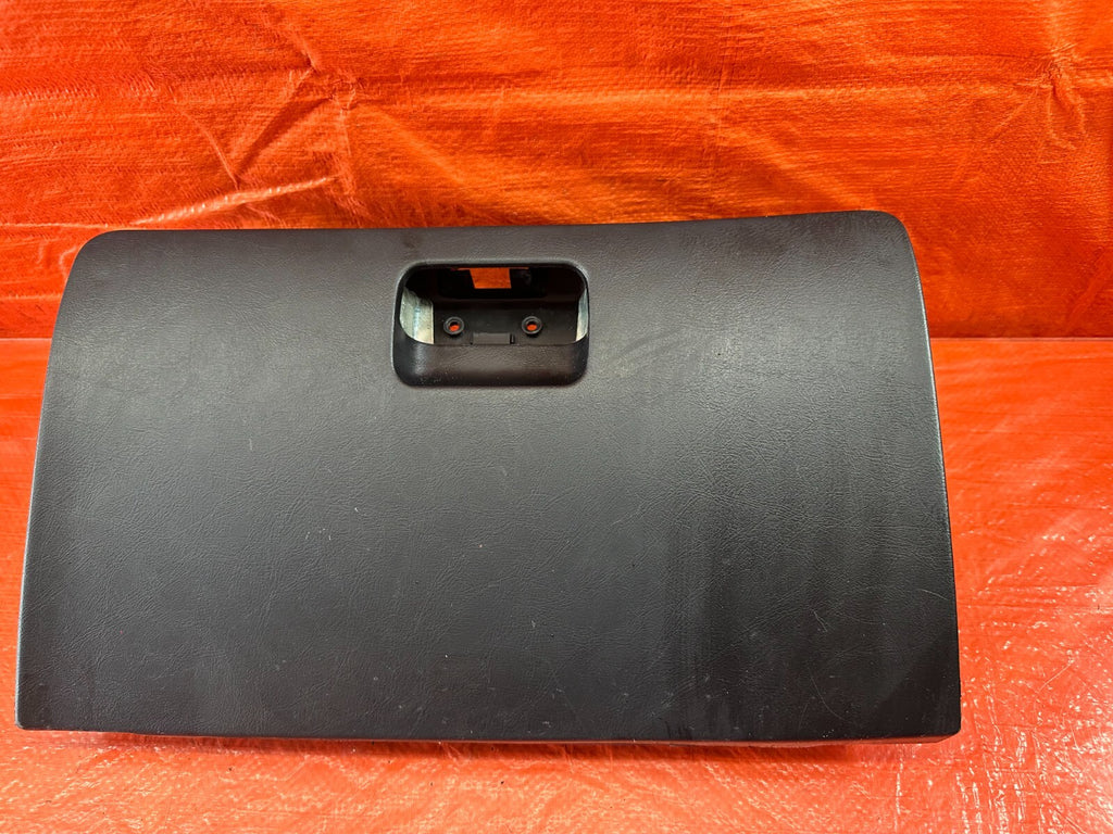 94 01 ACURA INTEGRA 2 & 4 DOOR   GLOVE BOX   BLACK   COLOR   OEM #2292