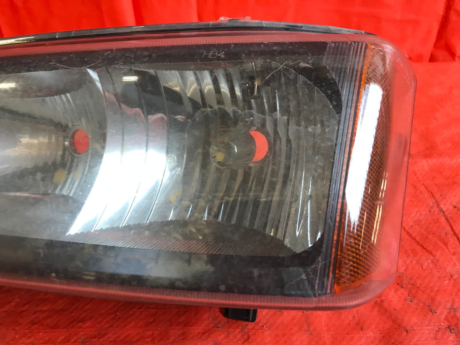 OEM 2006 06 CHEVROLET AVALANCHE DRIVER LEFT HEADLIGHT HEADLAMP L LH 165309371